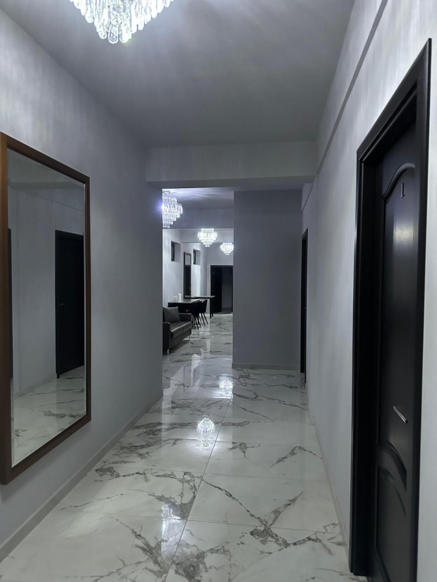 Modern House Hotel Sighetu Marmatiei Exterior photo